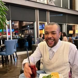 Meet your Posher, Deontie